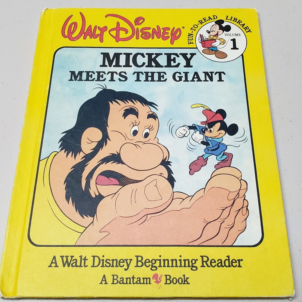 Disney Mickey Meets the Giant Book
